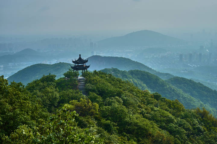 皋亭山.图片来源:视觉中国