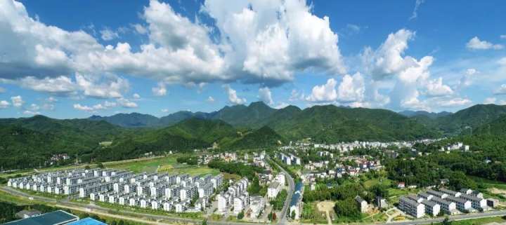 看过来~龙游县入选共同富裕现代化基本单元建设领域试点,衢州市唯一!