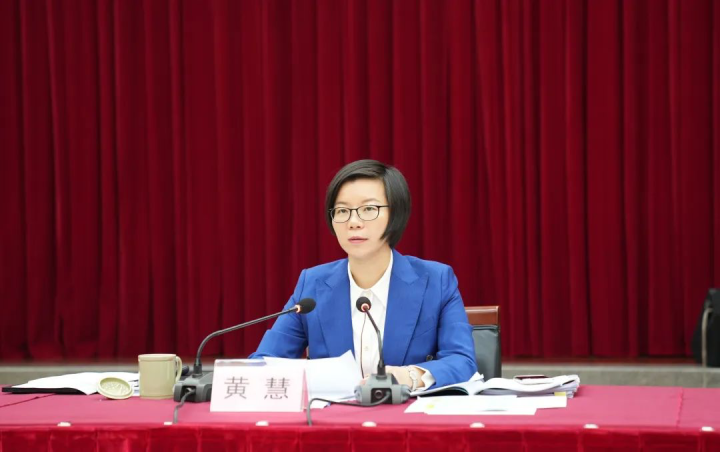首页/温州/黄慧:交出全年经济稳进提质高分报表用实干实绩检验学习