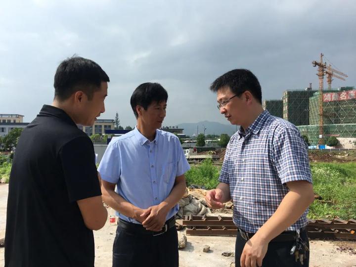 去年,通过社会化选聘,方丽强在众多竞争者中脱颖而出,从建德转战常山