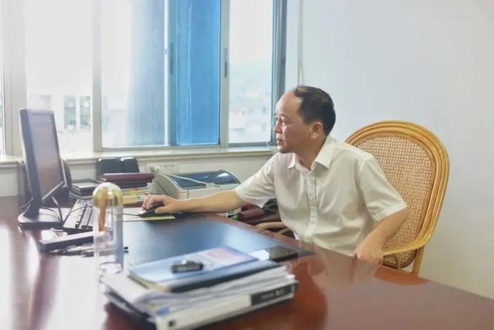 书记谈激扬新时代温州人精神县委统战部常务副部长民宗局局长周祖平让