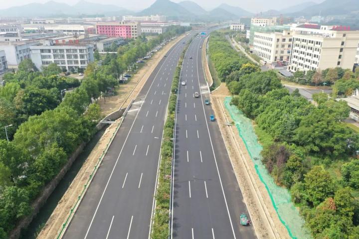 灵峰北路)道路综合提升改造工程西标段—梅灵路至康山大道段完工