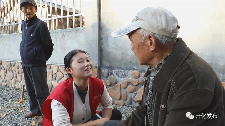 上任第一事丨村头镇孔山村90后女村支书带队开垦荒地发展经济