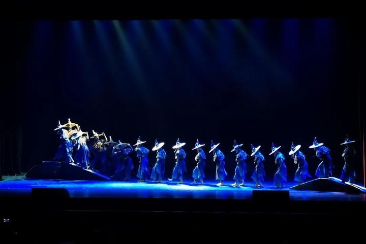 喜报!我县原创群舞《走山》 获得2020年浙江省群众舞蹈大赛金奖!