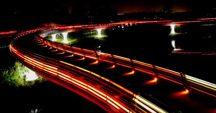 金华彩虹桥夜景图片