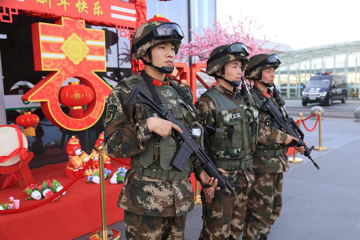 温州武警开启春节模式为祖国守岁为人民站岗