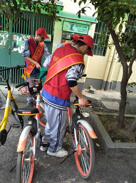 杭州大关街道香积社区组织高中生开展志愿服务