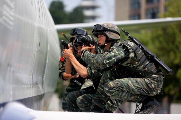 驚險8分鐘 劫機