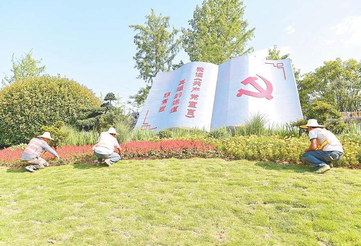 义乌:特色雕塑传承红色文化