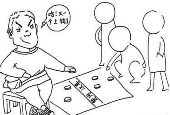 有人在麗水街頭擺象棋殘局一小夥走6步損失6千