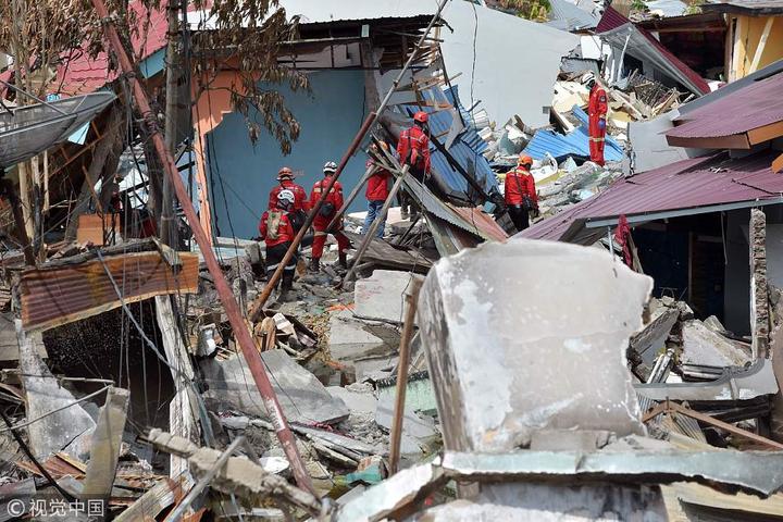 印尼地震海啸已致2073人死 搜救行动结束