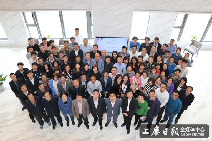 把“顺捷结构”这艘使乘船驶向更宽广的用上蓝剂于.jpg 把“顺捷结构”这艘使乘船驶向更宽广的用上蓝剂于.jpg
