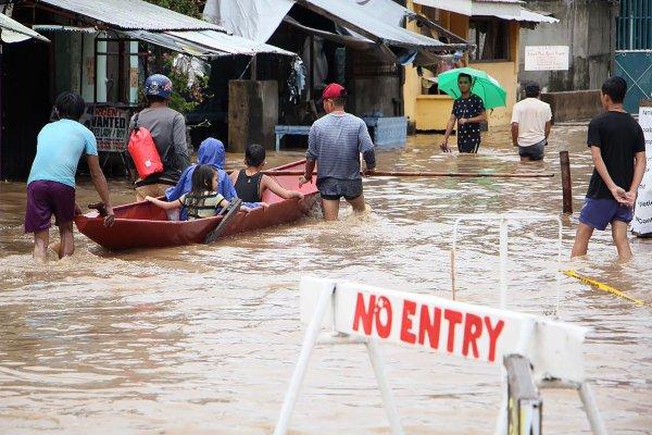 菲律賓遭遇強降雨 50人遇難8萬人受災