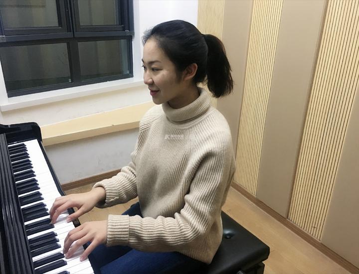 琴霸平均每天练琴7个多小时浙音发布每月琴房指数