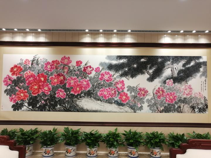 《富贵长青图》等国画作品捐赠并颁证仪式,在浙江省人民大会堂举行