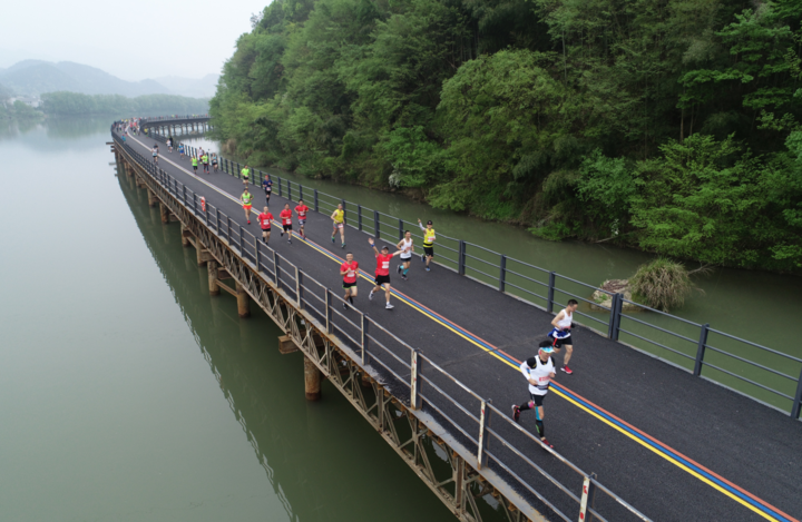 直播回放丨全國第一場城市超級馬拉松在麗水開賽