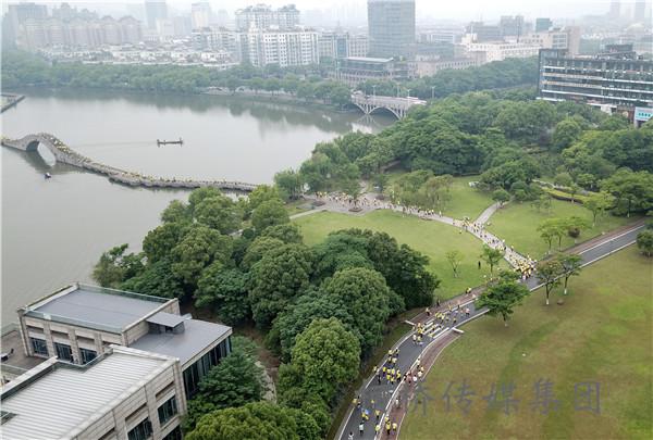 瓜渚湖西岸公园图片