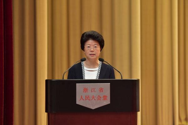 四明山下 弄潮儿 记余姚梁弄镇党委书记何张辉 四明山下 弄潮儿 记余姚梁弄镇党委书记何张辉