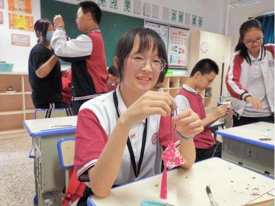 学生.jpg