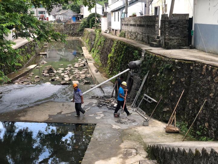 钱湖镇人口_钱的照片人民币图片