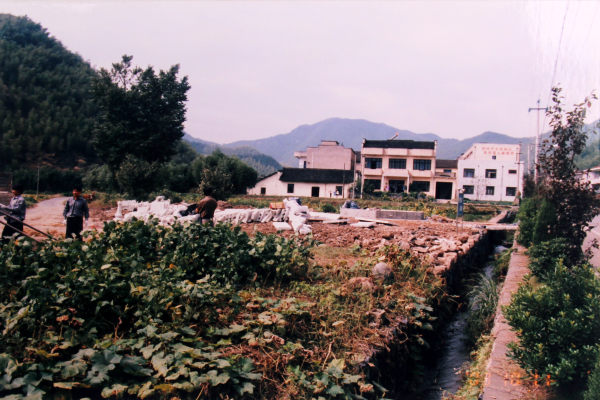 安吉县天荒坪镇余村