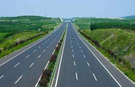 浙江省公路条例 9月实施全国首创高速故障车辆免费拖曳
