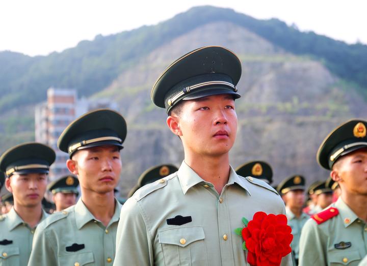 杭州武警总队图片