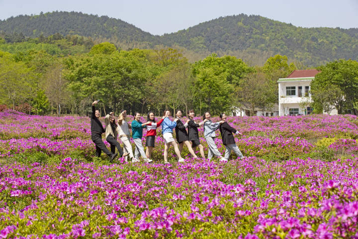 长兴 致富花开引客来