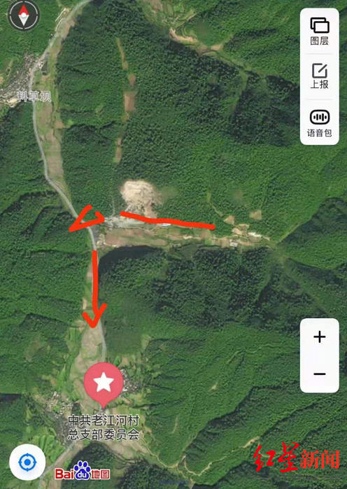紅色箭頭為大象行走方向，三角形為堵在路口的渣土車位置。