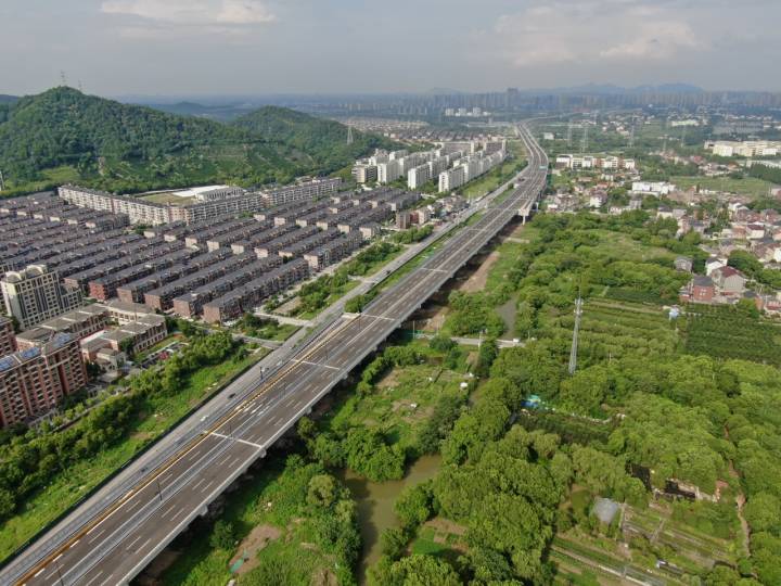 杭州进入中环时代首通段运溪高架路今日12时通车
