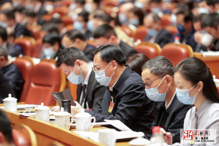 2022省两会丨省十三届人大六次会议举行第二次全体会议