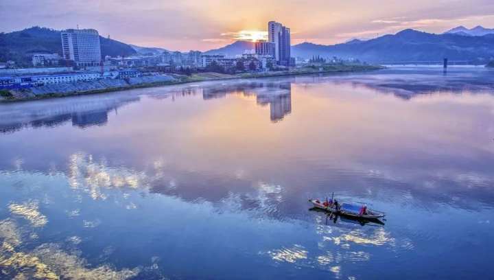 全省僅3家獲此殊榮全國僅24家我市新安江-富春江水利風景區名列其中第